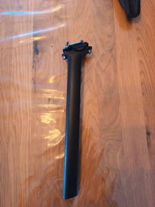 CUBE Tige de Selle - Agree - Noir - 350 mm - 1