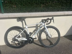Colnago V4 Blanc - Shimano 105 Di2 - 1