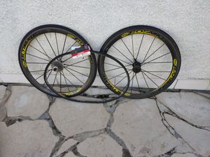 Roue Carbone Mavic Cosmic Ultimate SSC - 1