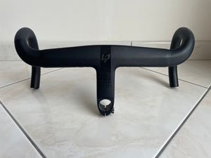 Cockpit Lapierre carbone - 1
