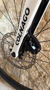 Très beau vélo de course carbone Colnago  - 1