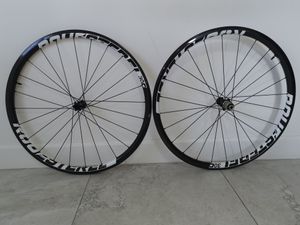 NEUF Paire de roues route disque 30 artisanale - 1
