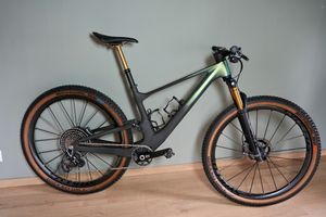 Scott Spark 900 ultimate TR2025 - 1
