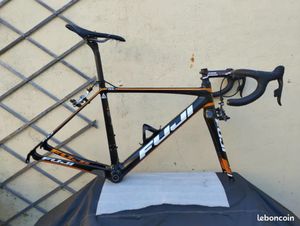 Specialized Vélo Route Roubaix Tiagra 2023 | Bikeinn