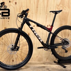 Trek Supercaliber 9.7 Carbon 29 pouces VTT XT 2023 - 1