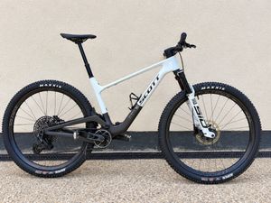 Scott New SPARK RC WC WORLD CUP 2027  - 1