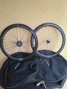 Roue carbones artisanales Woodooz Wheels boyaux - 1