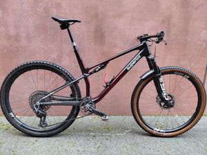 VTT Superior TEAM XF 2026 - 1