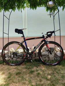 élo de route carbone Wilier GTR - 1