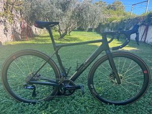 Canyon Ultimate CF SLX Di2 - 1