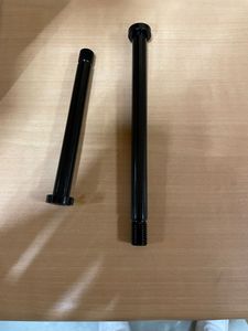 Axe de roues - 1