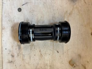 Boitier de pédalier Pressfit 86,5x41 Campagnolo - 1