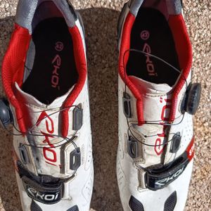 Chaussures Ekoi 42 - 1