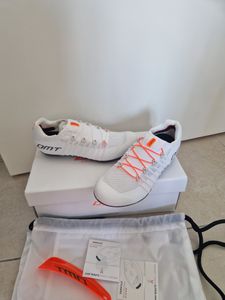 Paire de chaussures dmt 2026 pogis superlight road - 1