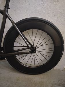 Roue carbone 80 mm - 1
