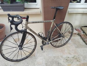 Vélo de route titane haut de gamme - 1