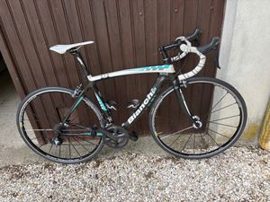 Vends vélo route Bianchi - 1
