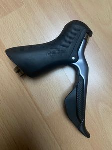 Manette Droite Ultegra 12v Patin - 1