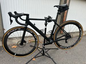 Canyon Ultimate CFR Disc 2023 – Taille S – Roues c... - 1