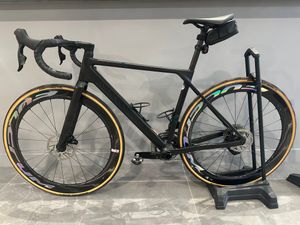 Canyon Ultimate CFR Disc 2023 – Taille S – Roues c... - 1