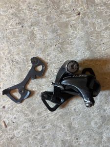 Dérailleur arrière Shimano 105 11V - 1