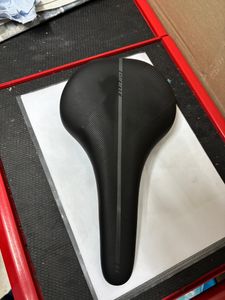 SELLE GIANT - 1