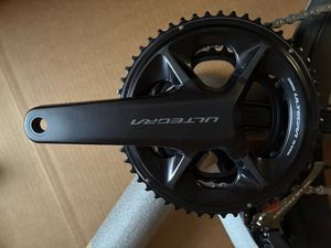 Pédalier Ultegra 12v R8100 neuf - 1