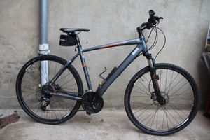 VTC marque Giant - 1