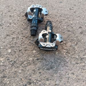 Vends pédales VTT Shimano  - 1