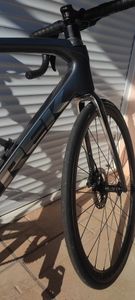 TREK EMONDA SL6 DISC PRO - 1