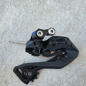 Derailleur arrière Shimano 105 Di2 RD-R7150 - 1