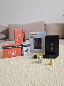 Gonfleur électrique portable + 2 chambres TPU - 1