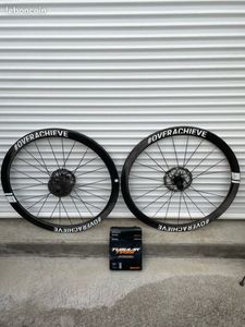 Roue carbone cadex 42mm - 1