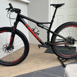 Specialized VTT Epic S-WORKS Taille L 2019 - TBE - 1
