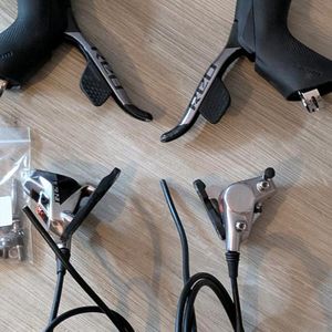 SRAM Red eTap AXS L/R  - 1