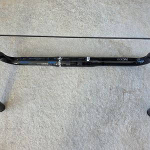 Cintre carbone Bontrager Pro Isocore 42 - 1