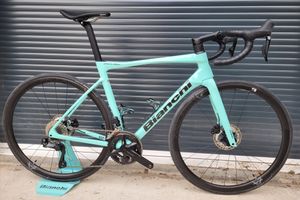 Vélo carbone SPECIALISSIMA COMP DISC 105 DI2 12V  ... - 1