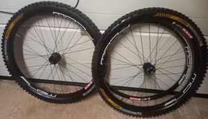 STAN'S NO TUBE FLOW  -- DT Swiss 240  - 1