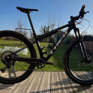 Trek Supercaliber 9.8  - 1