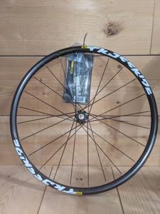 Roue Avant Carbone Mavic Cosmic Carbone SSC - 700C - Jante Carbone/Alu - Occasion Fonctionnelle