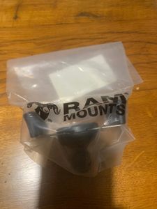 Support RAM mounts - 1