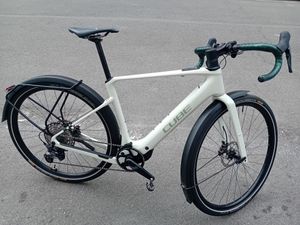 Cube Nuroad Hybrid C:62 Race 400X FE - 1