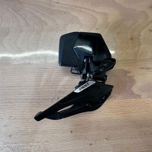 Dérailleur avant SRAM Red E1 2025 - 1