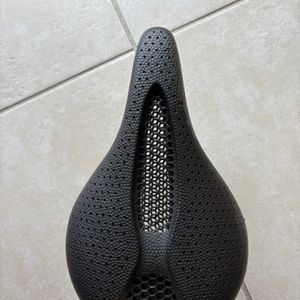 Selle 3D carbone - 1