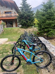 Vélos électriques CUBE - 1