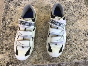 Chaussures Saidi 39 - 1