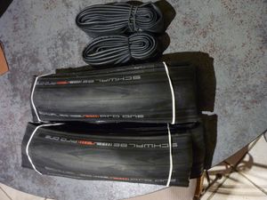 PNEU SCHWALBE 35MM CHAMBRE OU TUBELESS - 1