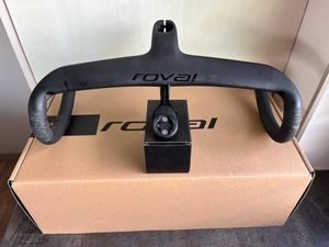 Cintres en carbone - 1