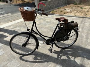 Vélo de ville hollandais  - 1