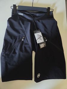 Short ASSOS Trail Cargo T3 taille S  - 1